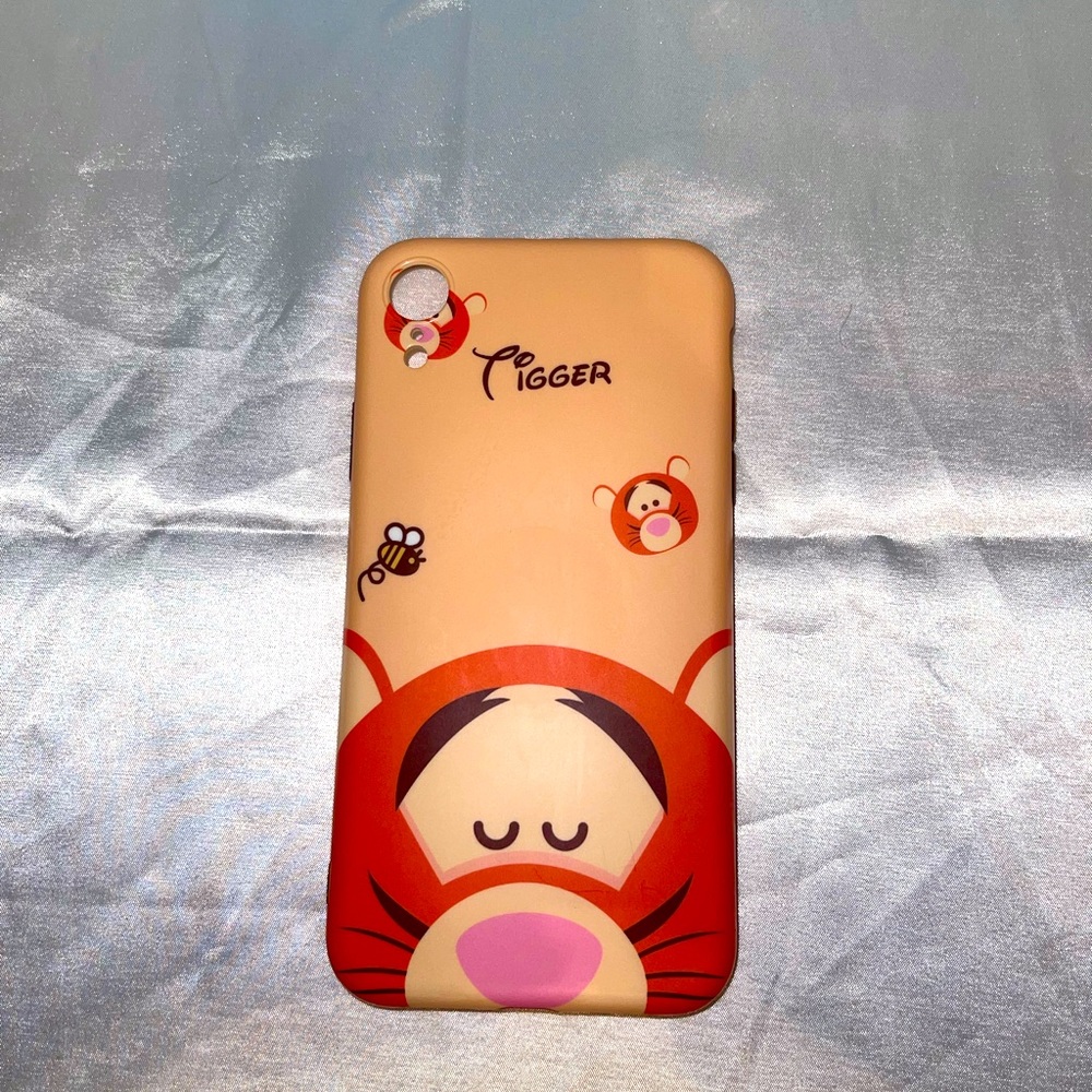 Iphone XR Disney Tigger case